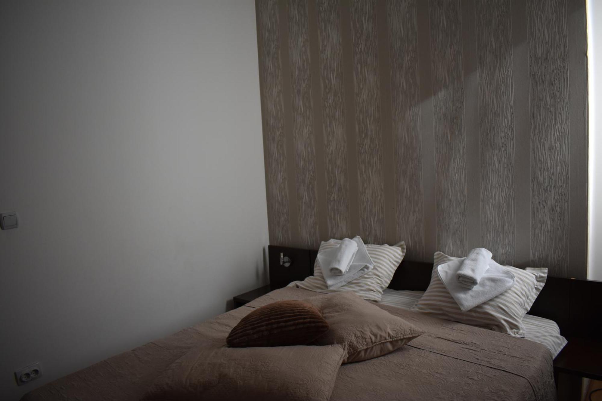 Garni Hotel Lion Jagodina Exterior photo